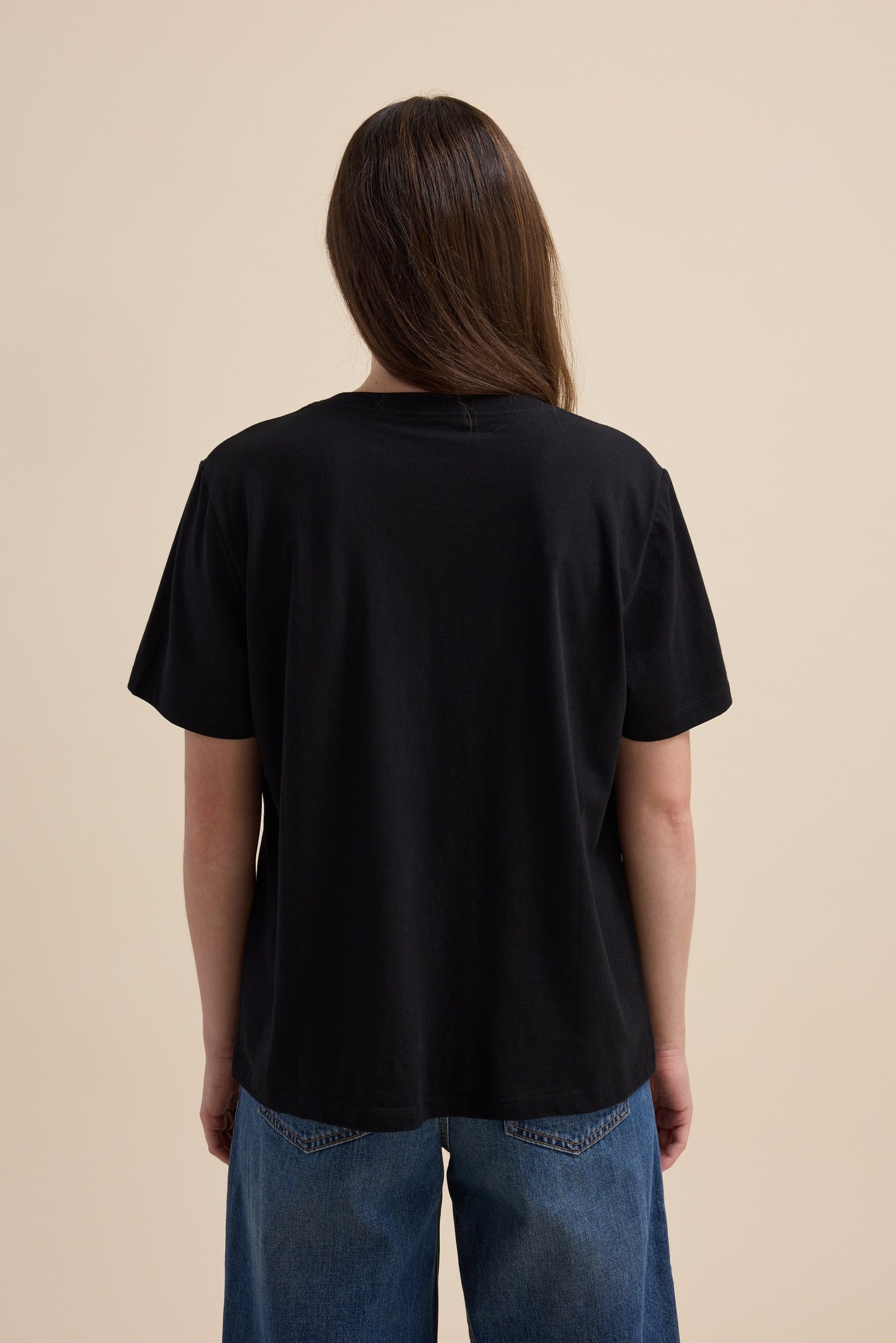 The Good Earth Cotton V Neck Tee