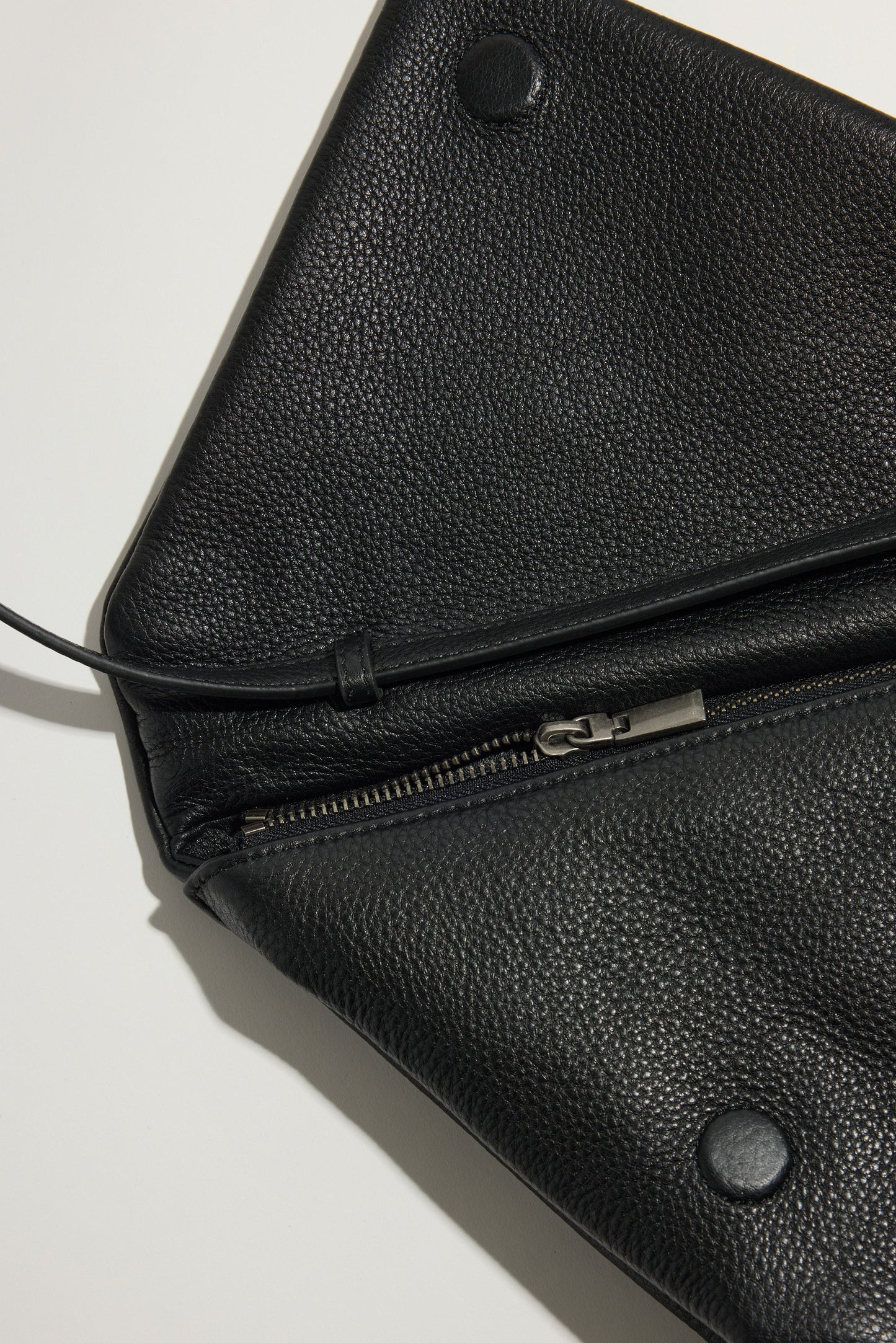 Suno The Nomi Bag