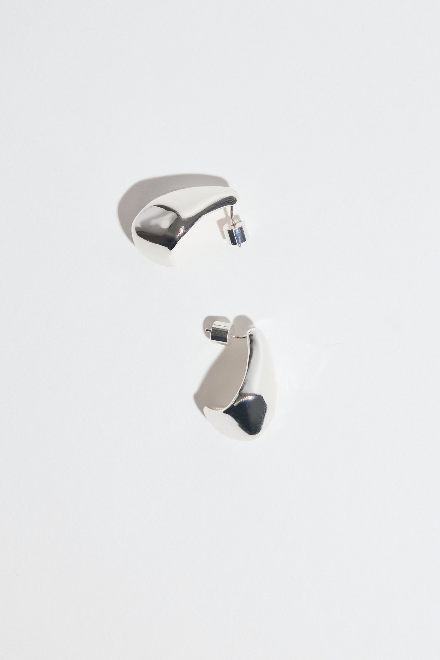 Bela Sonder Azalea Earrings