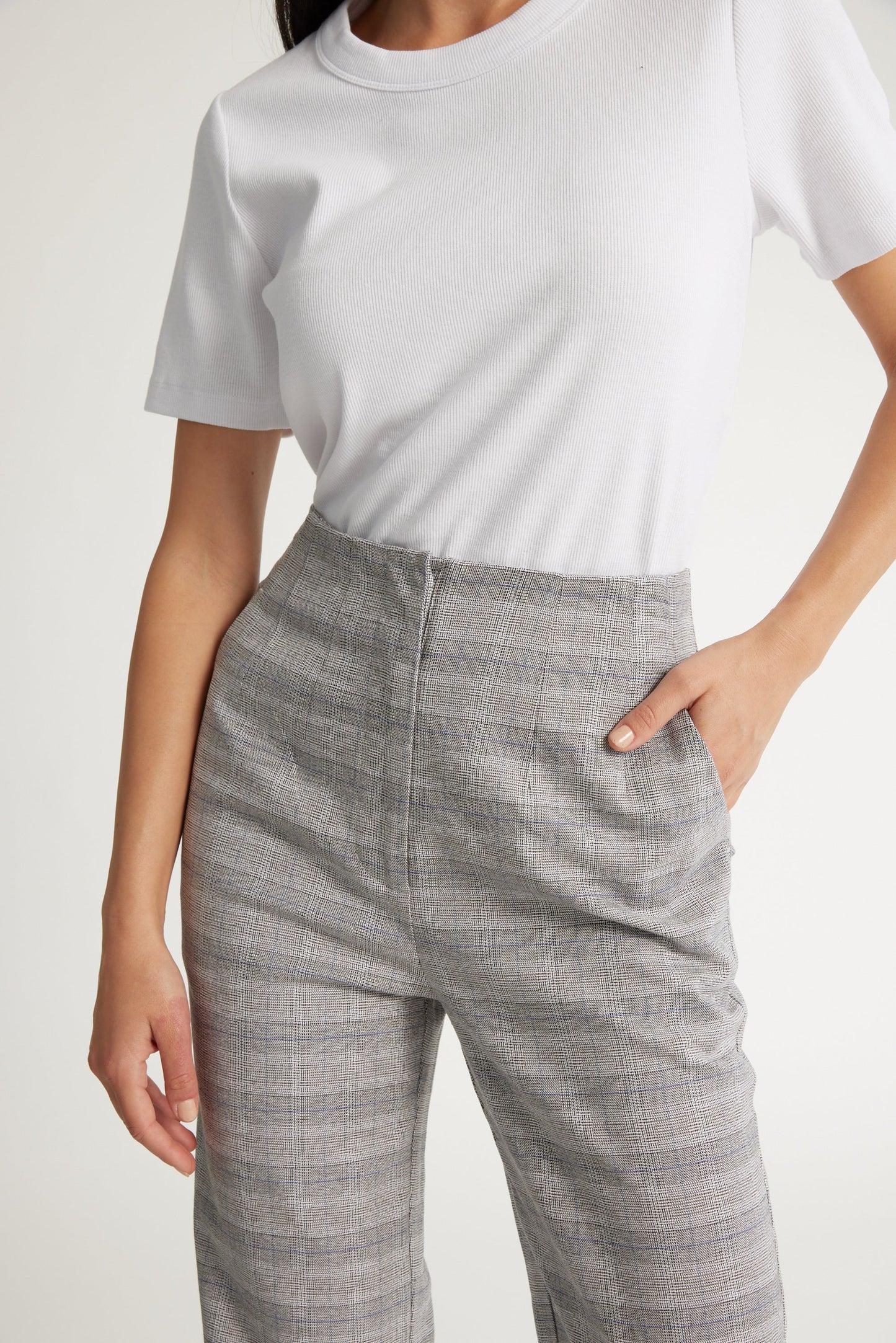 Nyla Tapered Leg Pant