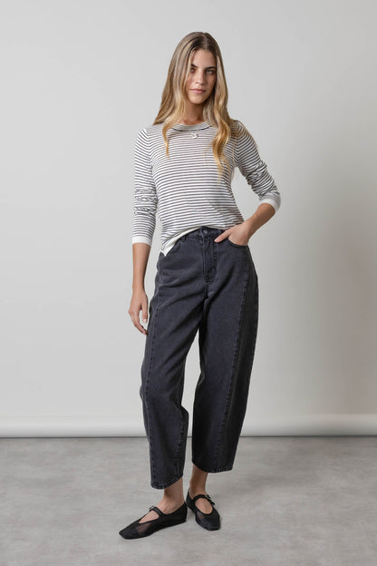 Montreal Barrel Leg Jeans
