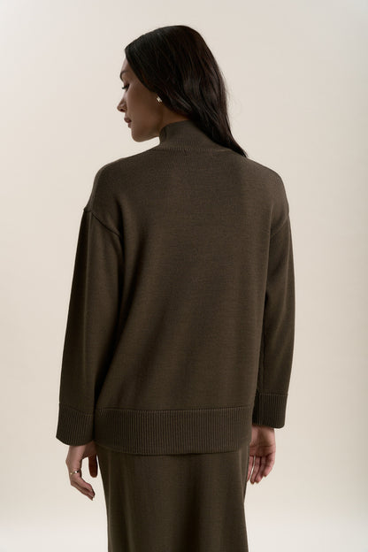 Elementary Knitted Funnel Neck