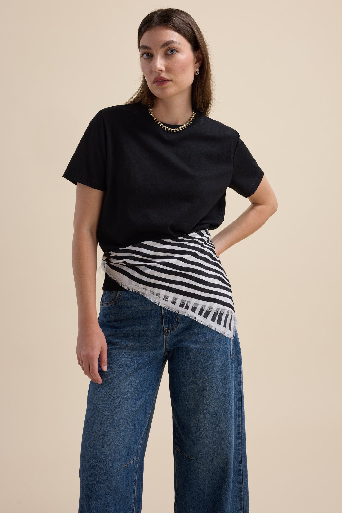 The Good Earth Cotton Crew Tee