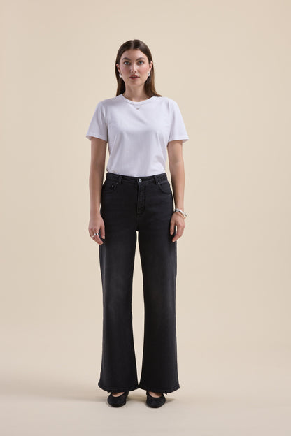 The Mid Rise Wide Leg Jeans