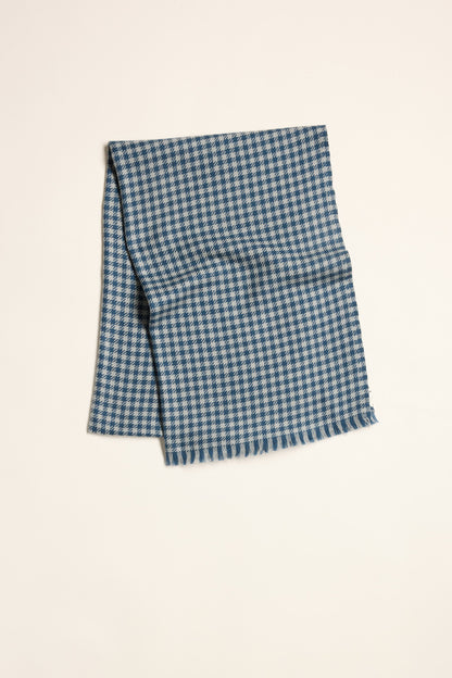 The Lightweight Wool Scarf