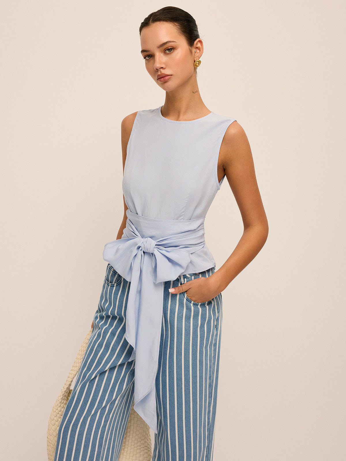 Large Bow Waist Tencel-Blend Sleeveless Top