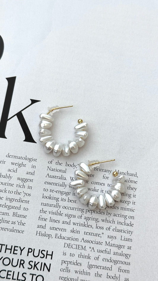 Yasar 18K Gold Pearl Hoop - Gold / Pearl