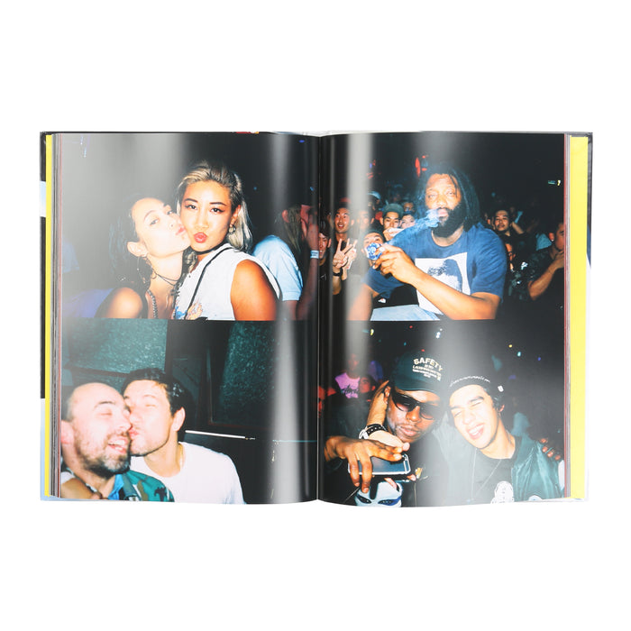 Calle Tokyo Book