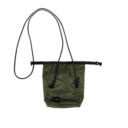 Hugg Pouch Takes Hands - Olive