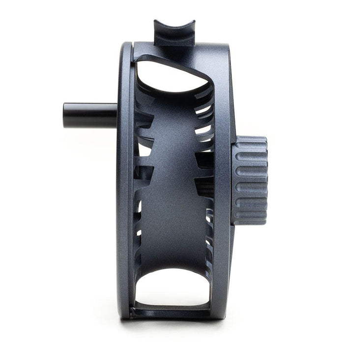 Lamson Liquid S fly reel - detail view