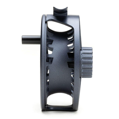 Lamson Liquid S fly reel - detail view