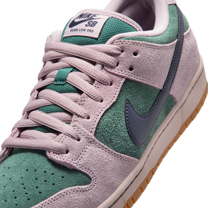 SB Dunk Low Pro - Mineral Slate/Dark Raisin